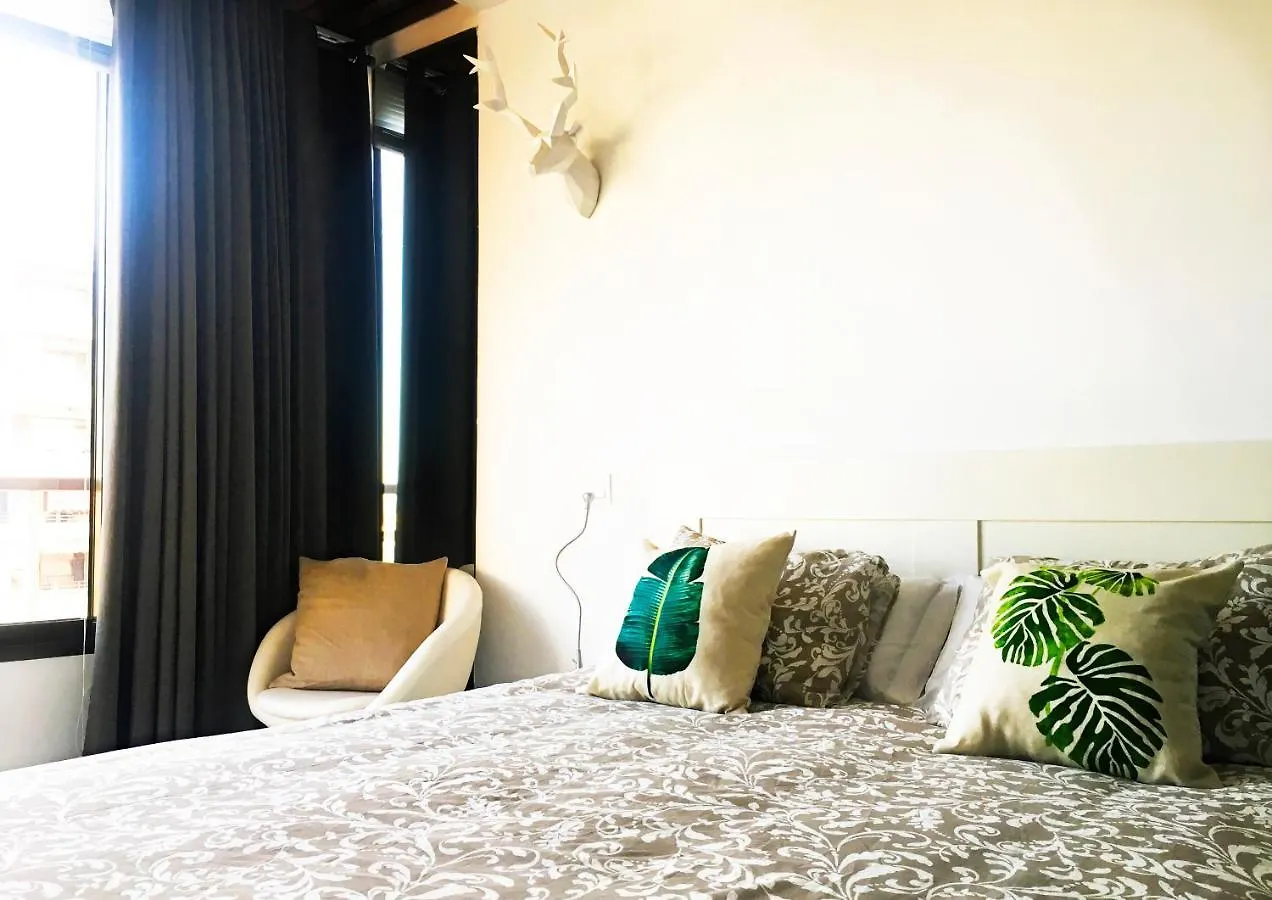 Ideal Apartamento En טורמולינוס